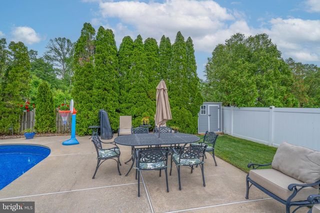 10 CHRISTOPHER LN, Glassboro, NJ 08028