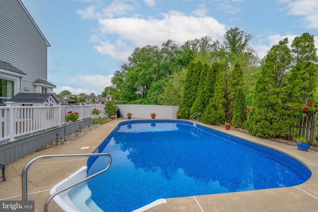 10 CHRISTOPHER LN, Glassboro, NJ 08028