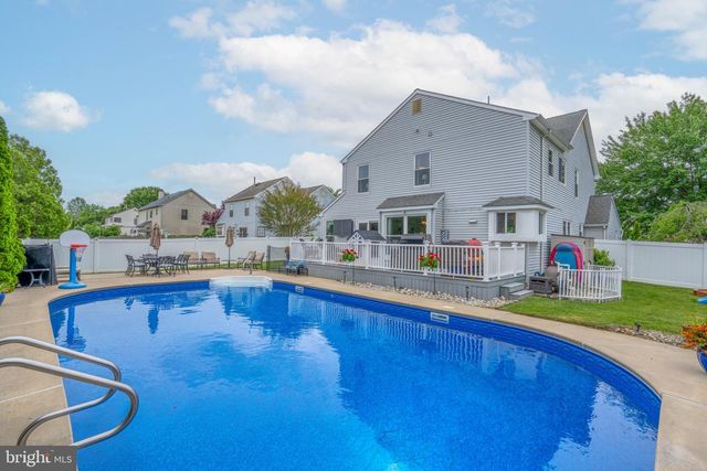 10 CHRISTOPHER LN, Glassboro, NJ 08028