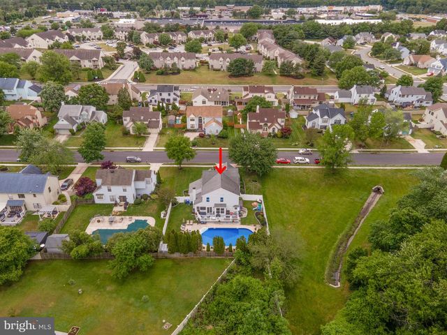 10 CHRISTOPHER LN, Glassboro, NJ 08028