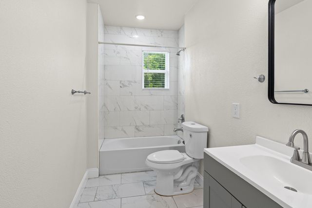 2005 Wesley Street 3, Greenville, TX 75401