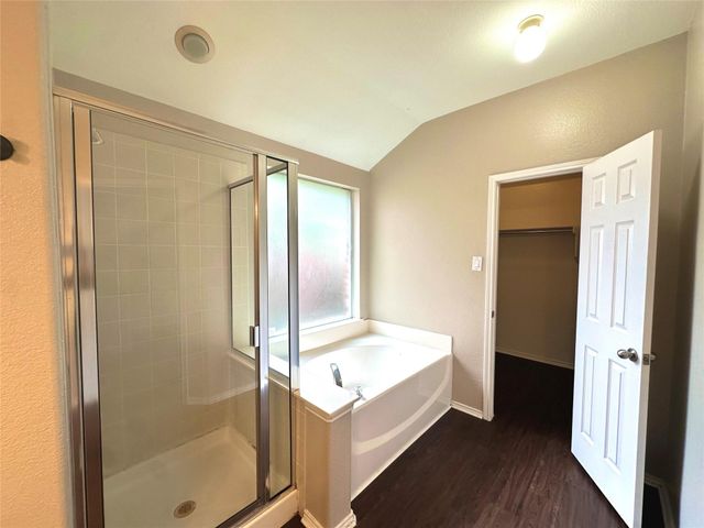 1726 Duck Cove Drive, Aubrey, TX 76227