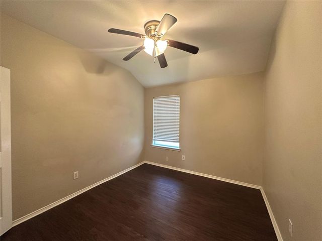 1726 Duck Cove Drive, Aubrey, TX 76227
