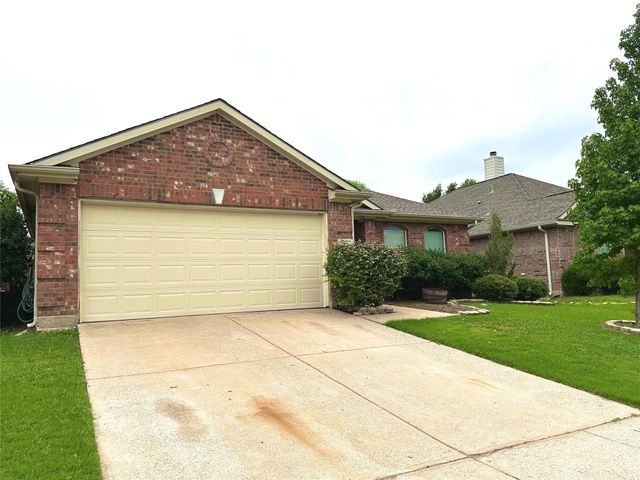 1726 Duck Cove Drive, Aubrey, TX 76227