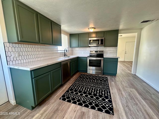 545 W San Juan Avenue, Phoenix, AZ 85013