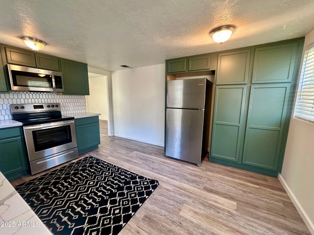 545 W San Juan Avenue, Phoenix, AZ 85013
