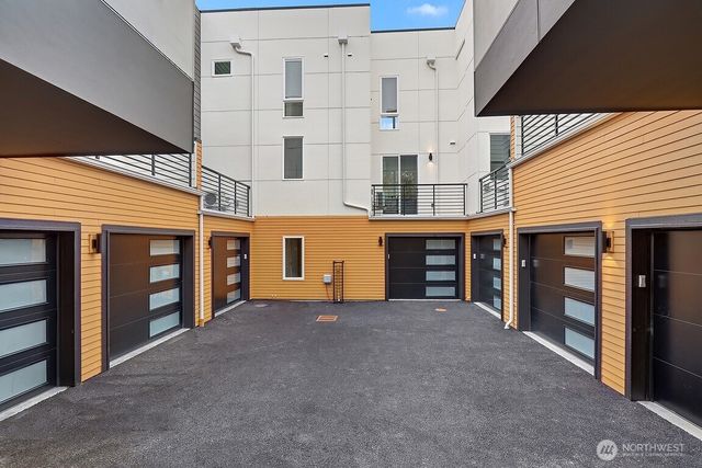1467 S Columbian Way, Seattle, WA 98144