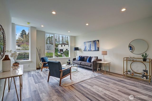 1467 S Columbian Way, Seattle, WA 98144