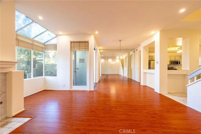 72 Vassar Aisle 185, Irvine, CA 92612