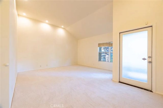 72 Vassar Aisle 185, Irvine, CA 92612