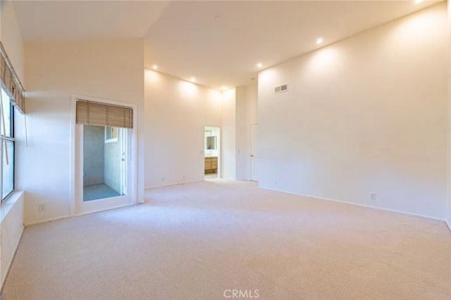 72 Vassar Aisle 185, Irvine, CA 92612