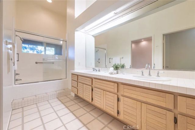 72 Vassar Aisle 185, Irvine, CA 92612