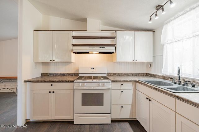 2424 S Cottonwood Ln Unit 147, Tucson, AZ 85713
