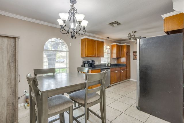 450 Nathan Street, Burleson, TX 76028