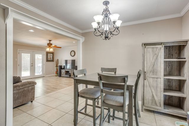 450 Nathan Street, Burleson, TX 76028
