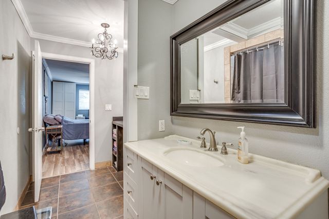 450 Nathan Street, Burleson, TX 76028
