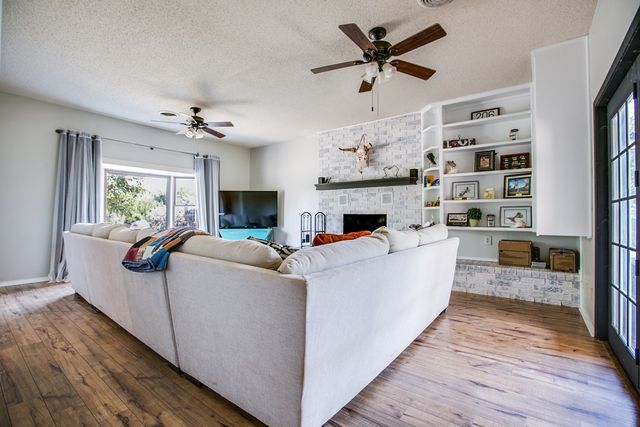 206 Willow Pond Street, Ballinger, TX 76821