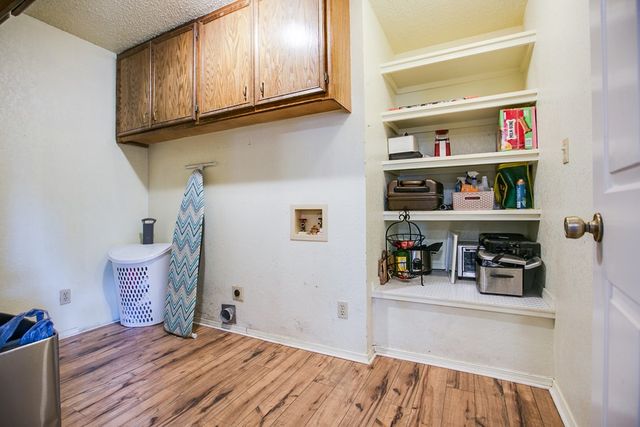 206 Willow Pond Street, Ballinger, TX 76821