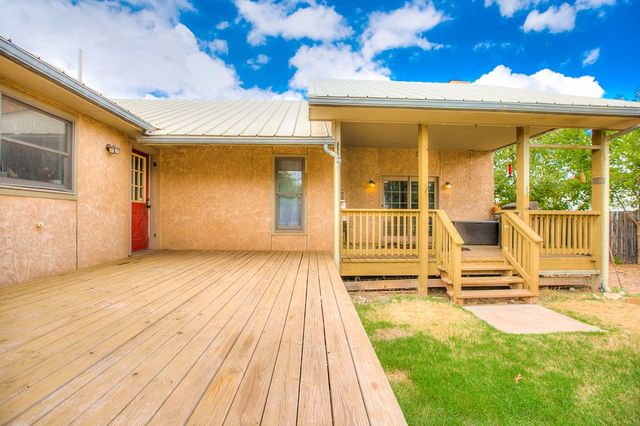 206 Willow Pond Street, Ballinger, TX 76821