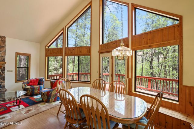 9434 W OBIER Drive, Pine, AZ 85544