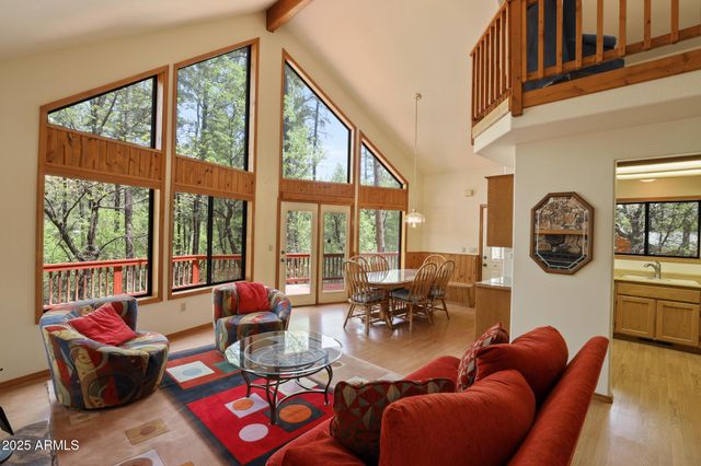 9434 W OBIER Drive, Pine, AZ 85544