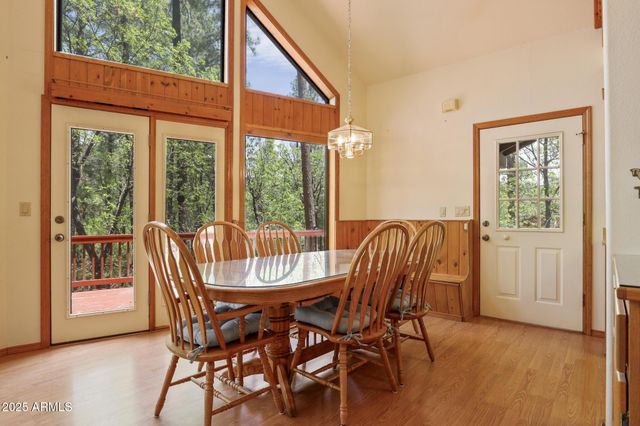 9434 W OBIER Drive, Pine, AZ 85544