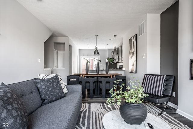 2907 Kirkbride Way, Indianapolis, IN 46222