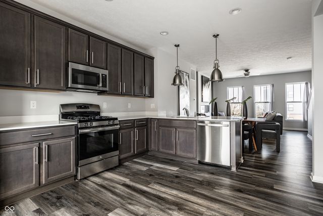 2907 Kirkbride Way, Indianapolis, IN 46222