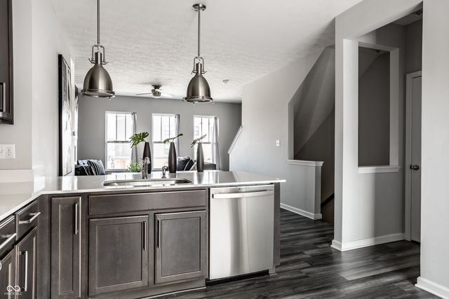 2907 Kirkbride Way, Indianapolis, IN 46222