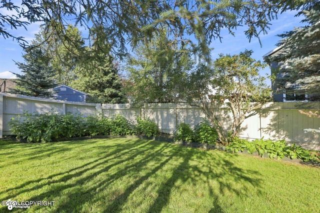 3570 Admiralty Bay Drive, Anchorage, AK 99515