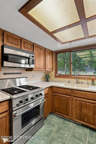 3570 Admiralty Bay Drive, Anchorage, AK 99515
