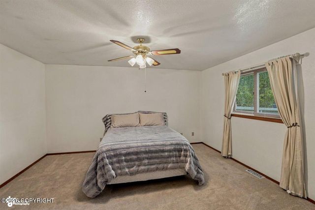 3570 Admiralty Bay Drive, Anchorage, AK 99515