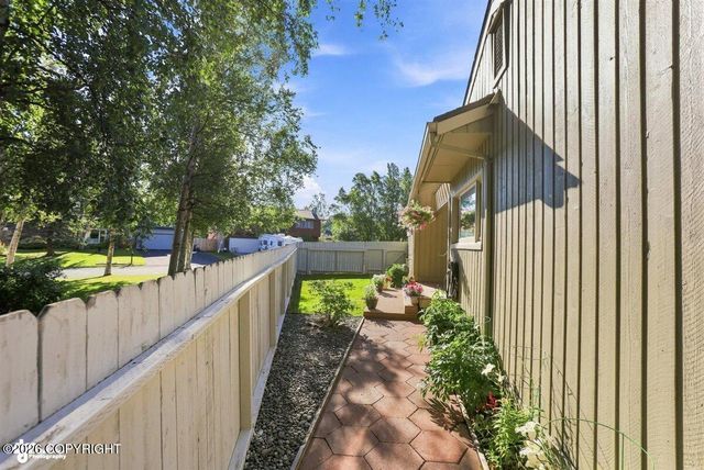 3570 Admiralty Bay Drive, Anchorage, AK 99515