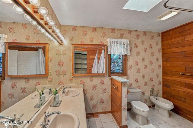 3570 Admiralty Bay Drive, Anchorage, AK 99515