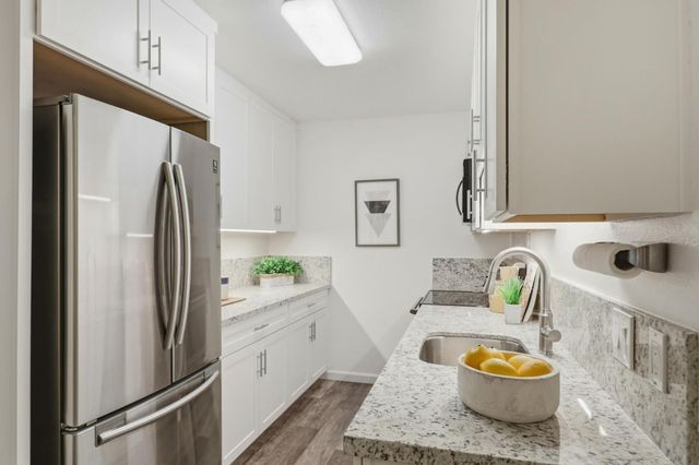 309 Tradewinds Drive 8, San Jose, CA 95123