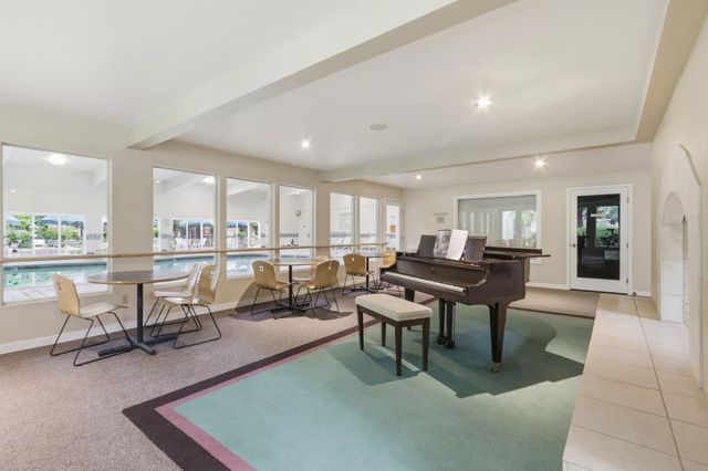 309 Tradewinds Drive 8, San Jose, CA 95123