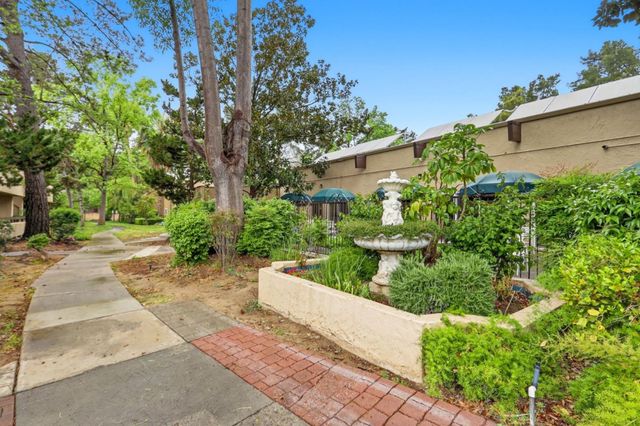 309 Tradewinds Drive 8, San Jose, CA 95123