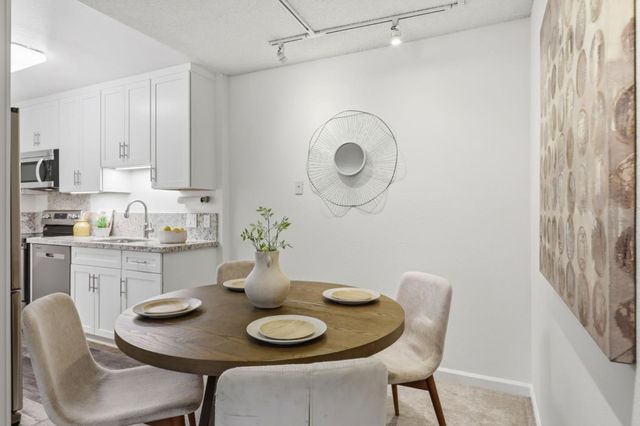 309 Tradewinds Drive 8, San Jose, CA 95123