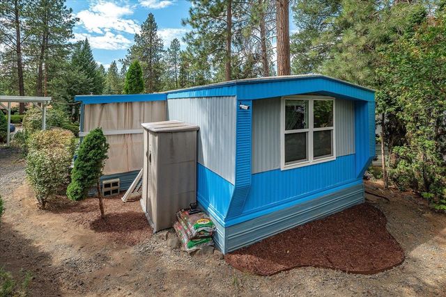 8900 S Mullen Hill Rd, Spokane, WA 99224