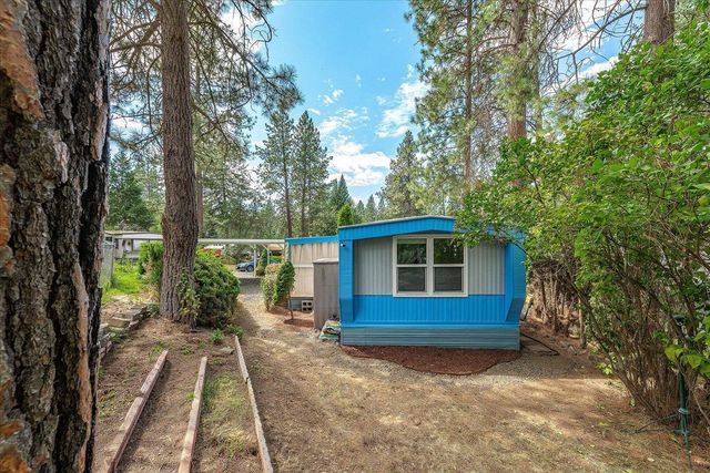 8900 S Mullen Hill Rd, Spokane, WA 99224