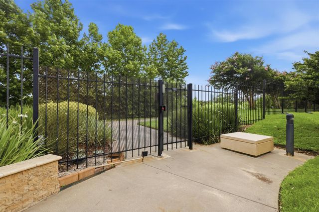 2001 Holcombe Boulevard 1501, Houston, TX 77030