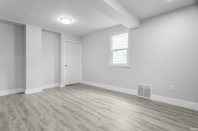 1046 Lawndale Avenue, South Bend, IN 46628