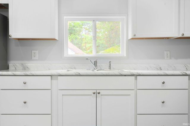 1046 Lawndale Avenue, South Bend, IN 46628