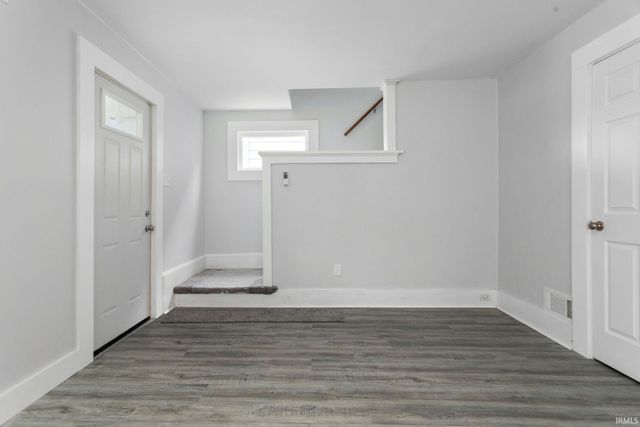 1046 Lawndale Avenue, South Bend, IN 46628