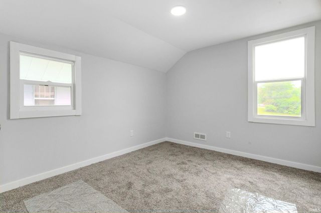 1046 Lawndale Avenue, South Bend, IN 46628
