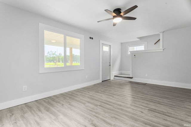 1046 Lawndale Avenue, South Bend, IN 46628