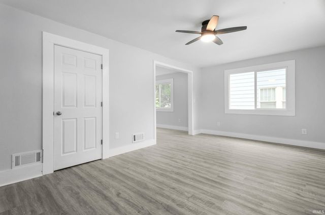 1046 Lawndale Avenue, South Bend, IN 46628