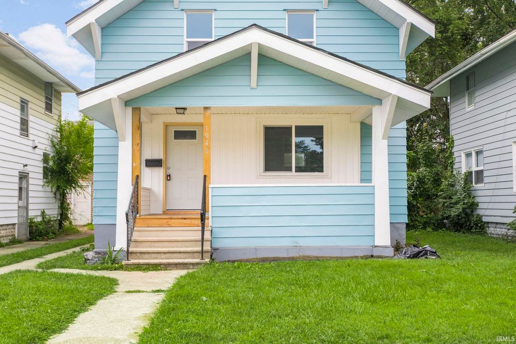 1046 Lawndale Avenue, South Bend, IN 46628