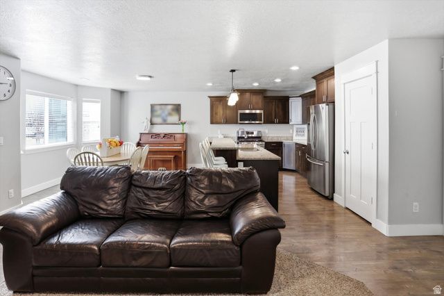 259 W 70 N, Hyrum, UT 84319