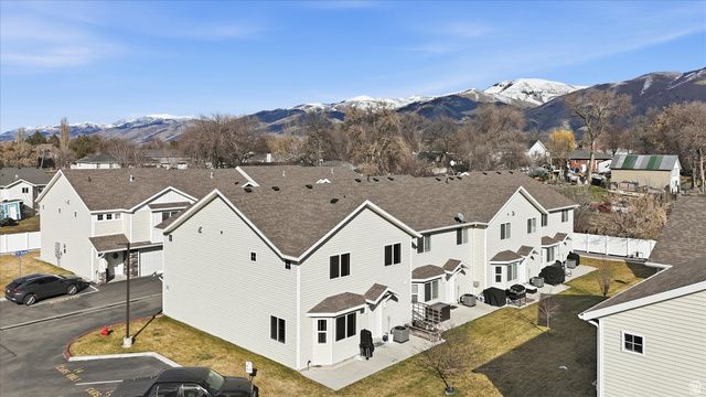 259 W 70 N, Hyrum, UT 84319